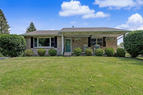 Photo of 2850 Locust Drive, Springfield, OH 45504 (MLS # 226026126)