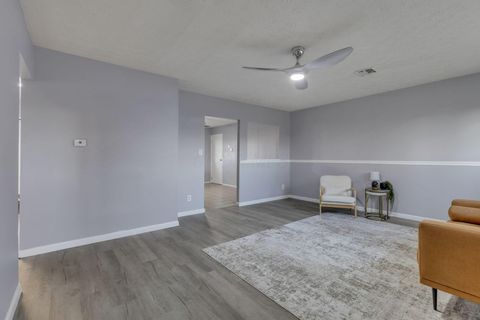 Tiny photo for 1945 Riverdale Road, Columbus, OH 43232 (MLS # 225045174)