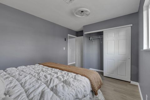 Tiny photo for 1945 Riverdale Road, Columbus, OH 43232 (MLS # 225045174)