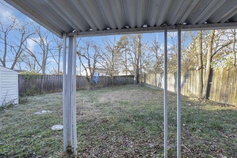 Tiny photo for 1945 Riverdale Road, Columbus, OH 43232 (MLS # 225045174)