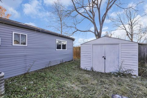 Tiny photo for 1945 Riverdale Road, Columbus, OH 43232 (MLS # 225045174)