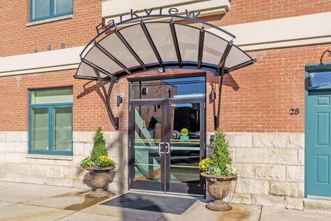 Tiny photo for 34 W Poplar Avenue 44 #44, Columbus, OH 43215 (MLS # 225039470)