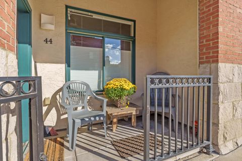 Tiny photo for 34 W Poplar Avenue 44 #44, Columbus, OH 43215 (MLS # 225039470)