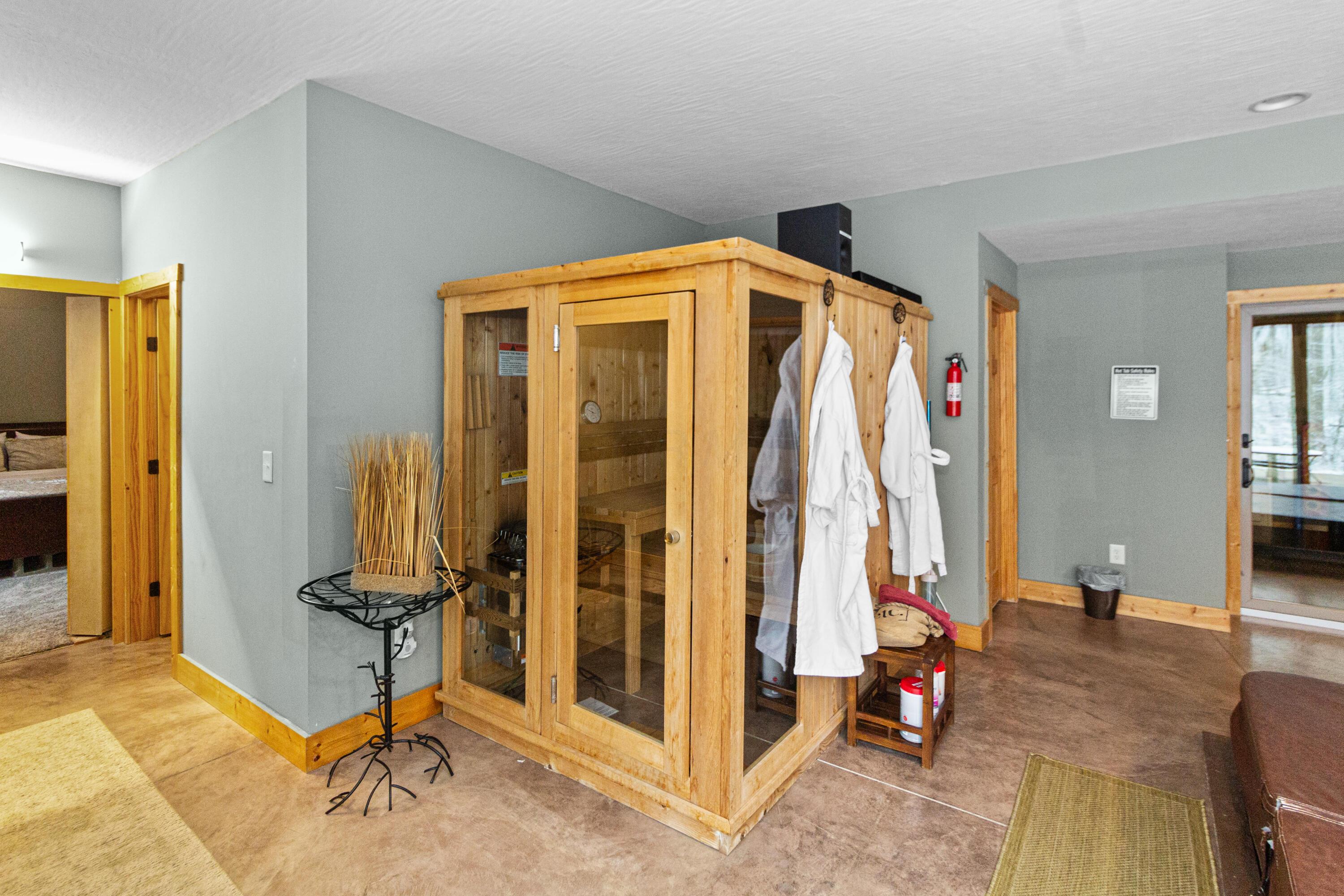 18004 Buckingham Road, Logan, Ohio image 26