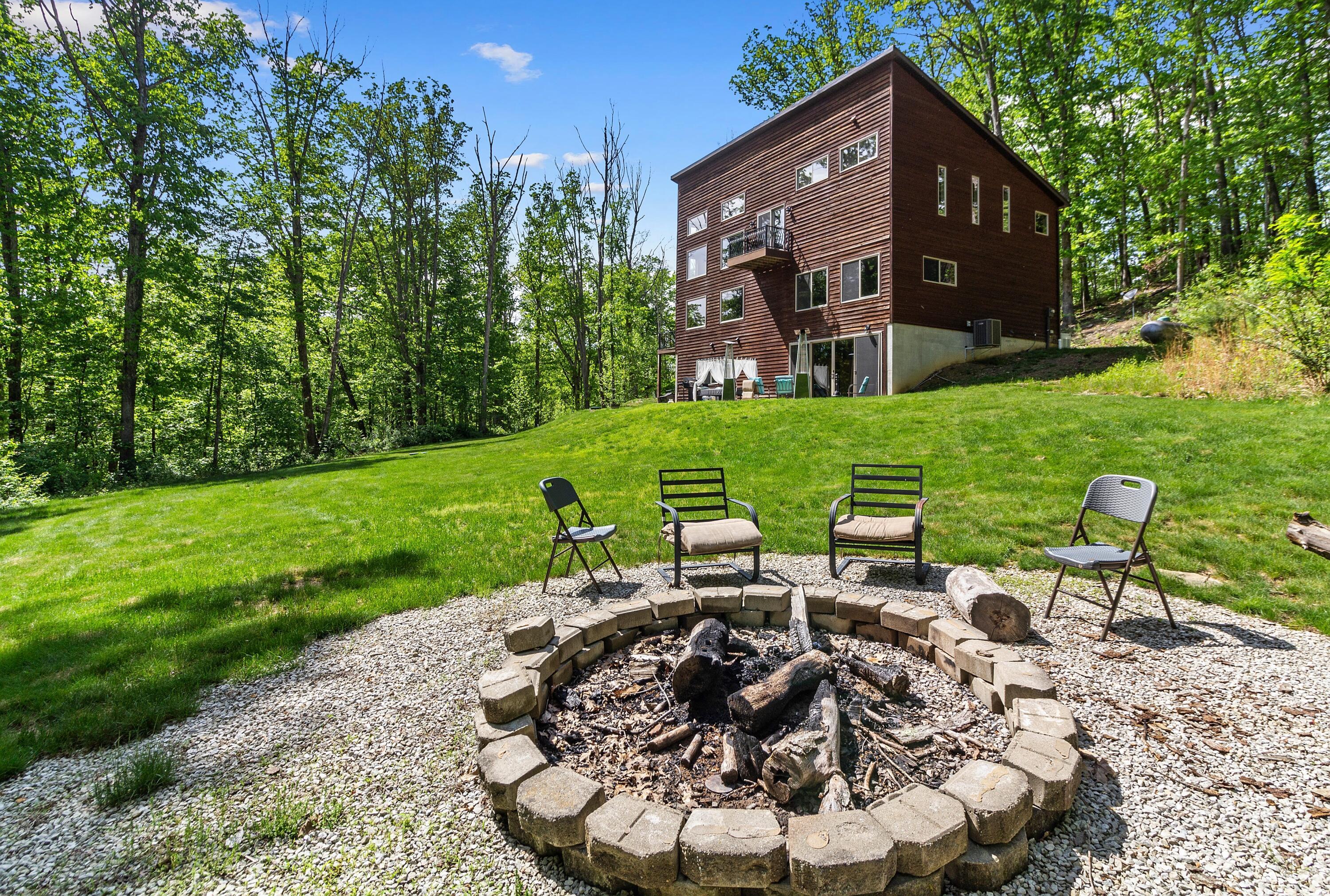 18004 Buckingham Road, Logan, Ohio image 37