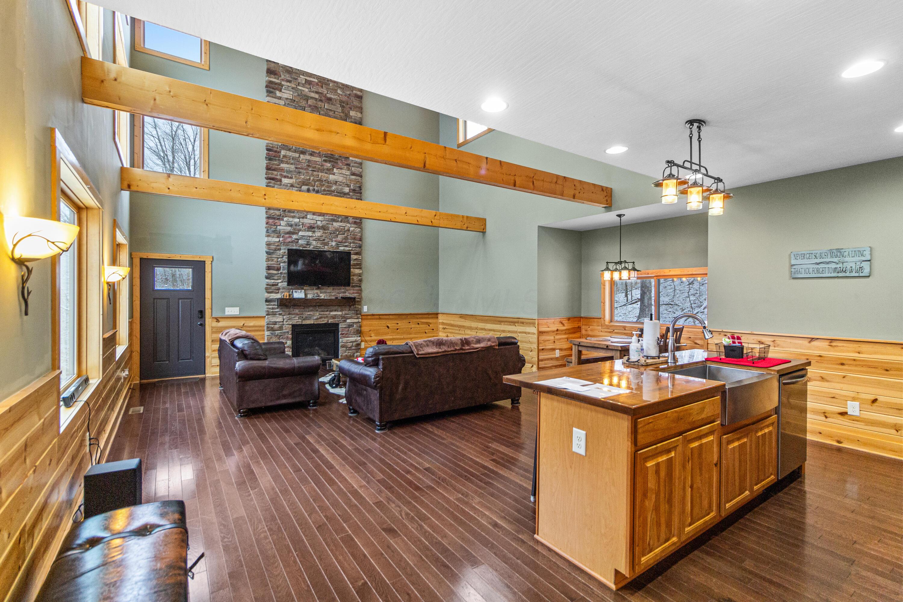 18004 Buckingham Road, Logan, Ohio image 6