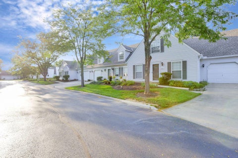 6282 Mcnaughten Place Lane #39,  OH 43213