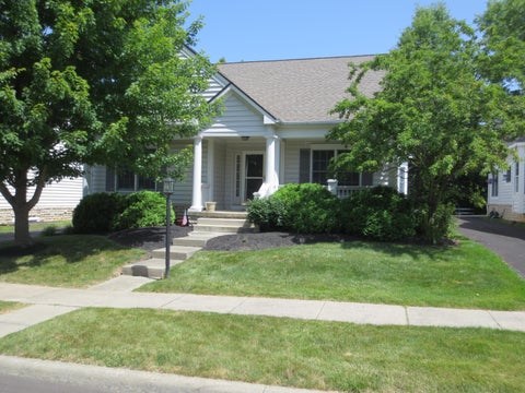 Photo of 6926 Camden Drive, New Albany, OH 43054 (MLS # 226024310)