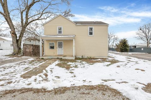 Photo of 300 Loxley Drive, Columbus, OH 43207 (MLS # 225045030)