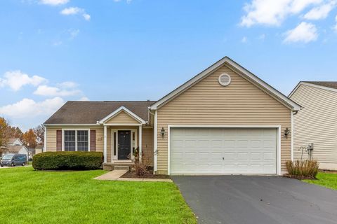 Photo of 817 Mill Run Drive, Sunbury, OH 43074 (MLS # 225043912)