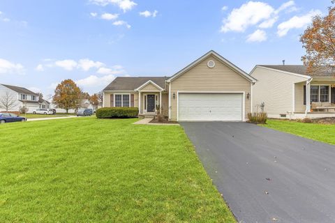 Photo of 817 Mill Run Drive, Sunbury, OH 43074 (MLS # 225043912)