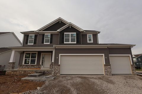 Photo of 996 Heimat Haus Drive, Grove City, OH 43123 (MLS # 225043840)