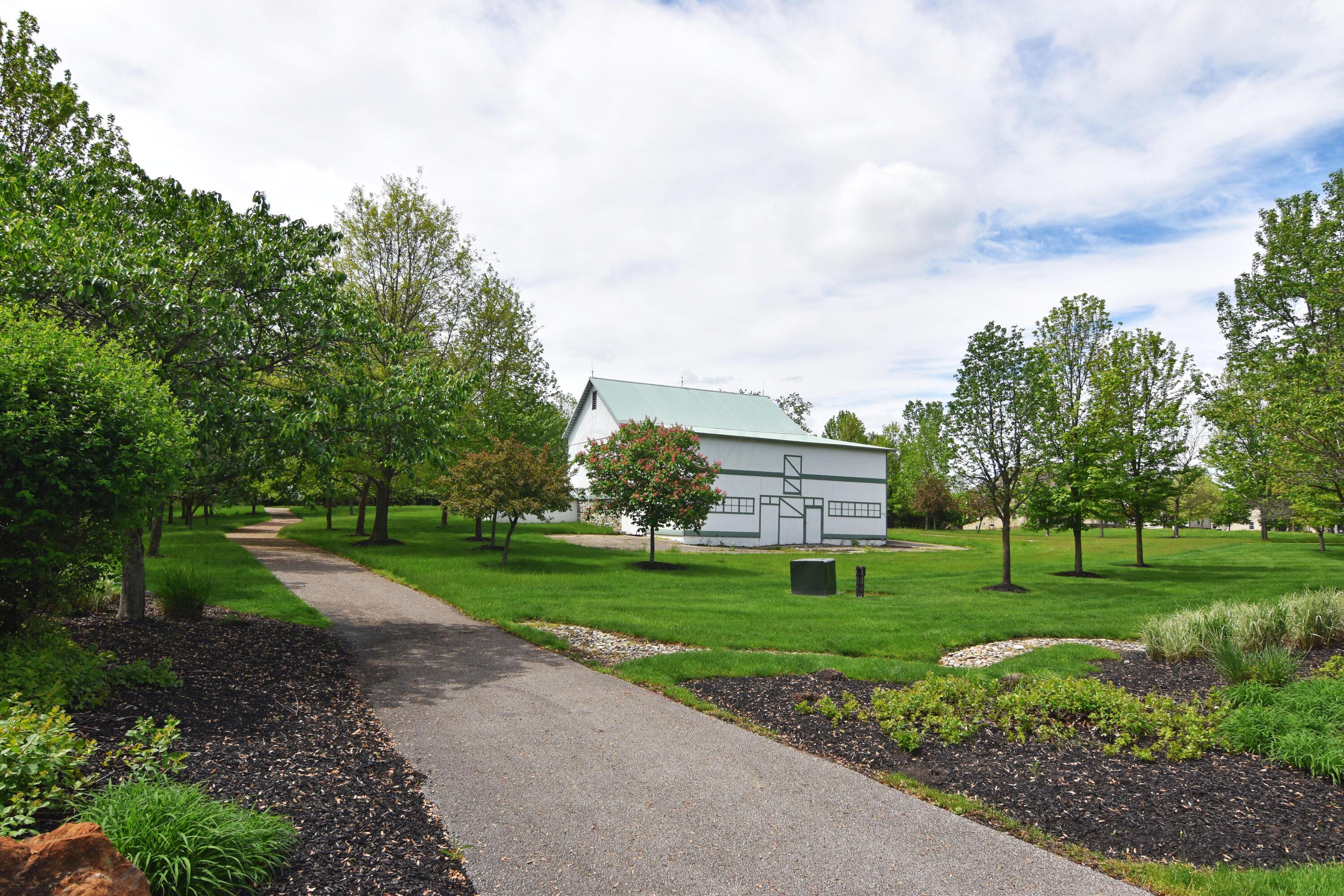 Dublin, Ohio 43016, United States, 4 Bedrooms Bedrooms, ,5 BathroomsBathrooms,Residential,Contingent,135306