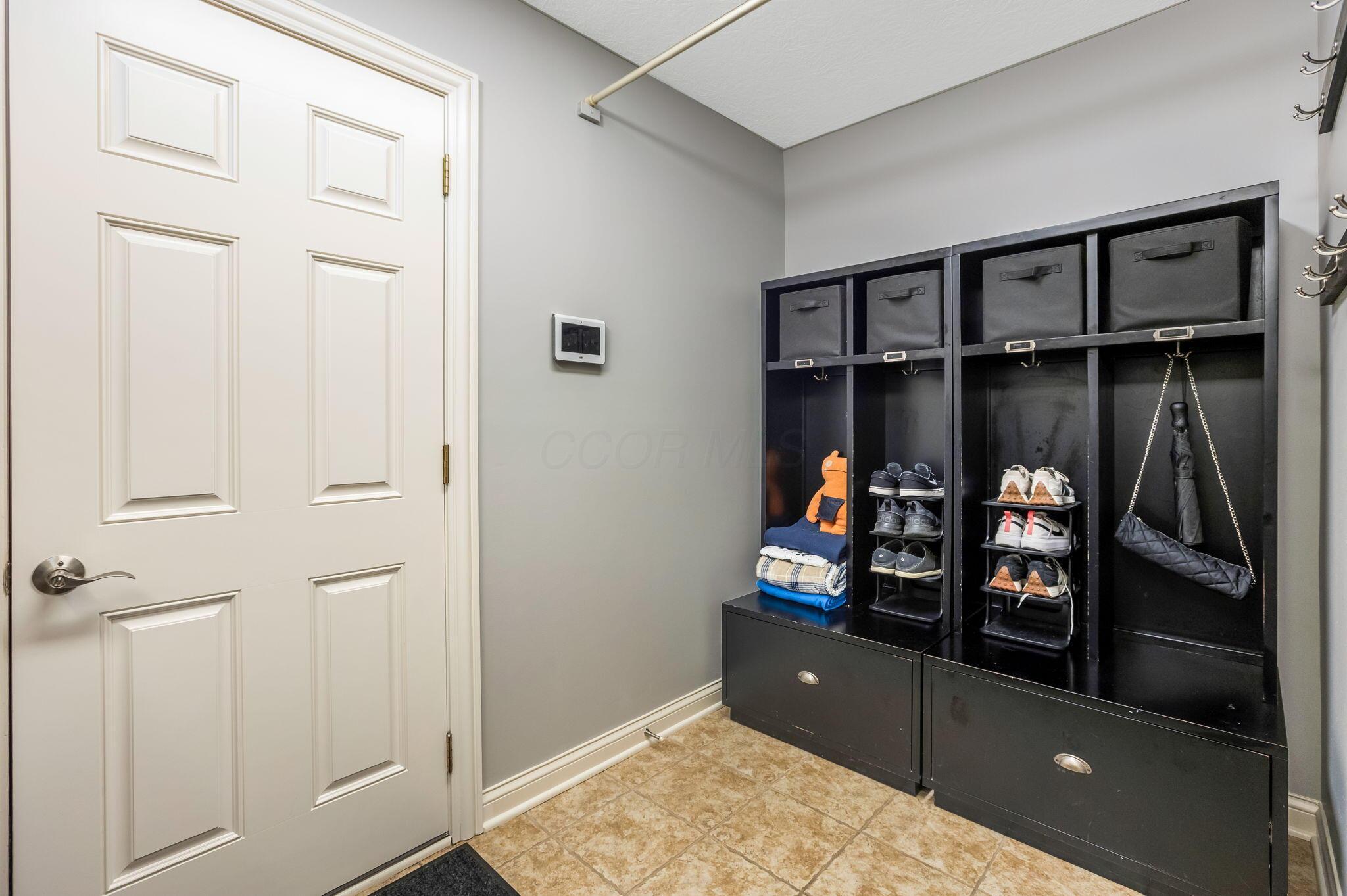 Dublin, Ohio 43016, United States, 4 Bedrooms Bedrooms, ,5 BathroomsBathrooms,Residential,Contingent,135306