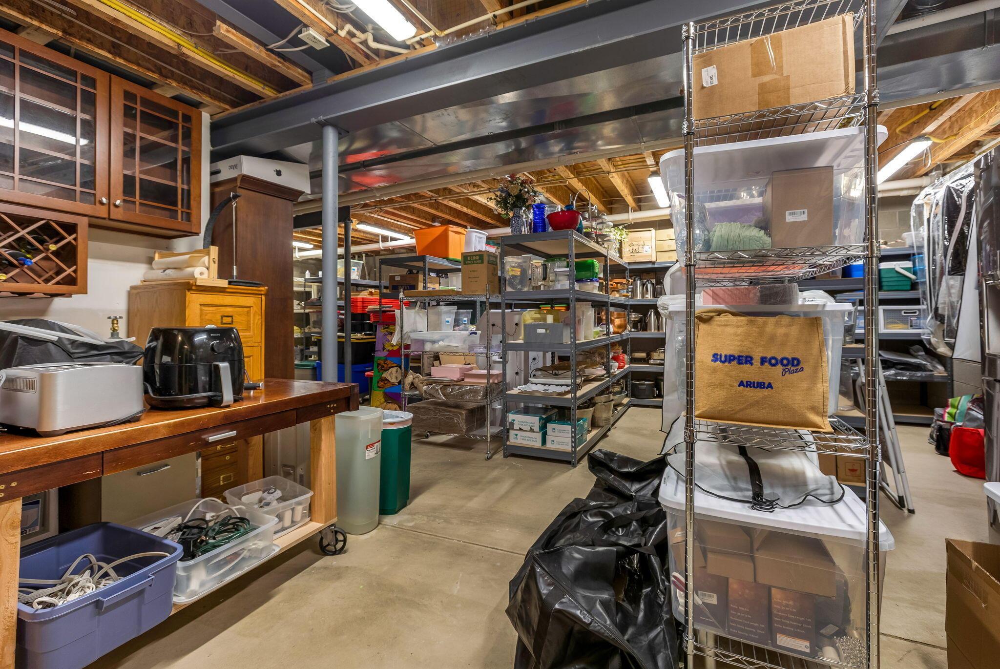 Dublin, Ohio 43016, United States, 4 Bedrooms Bedrooms, ,5 BathroomsBathrooms,Residential,Contingent,135306