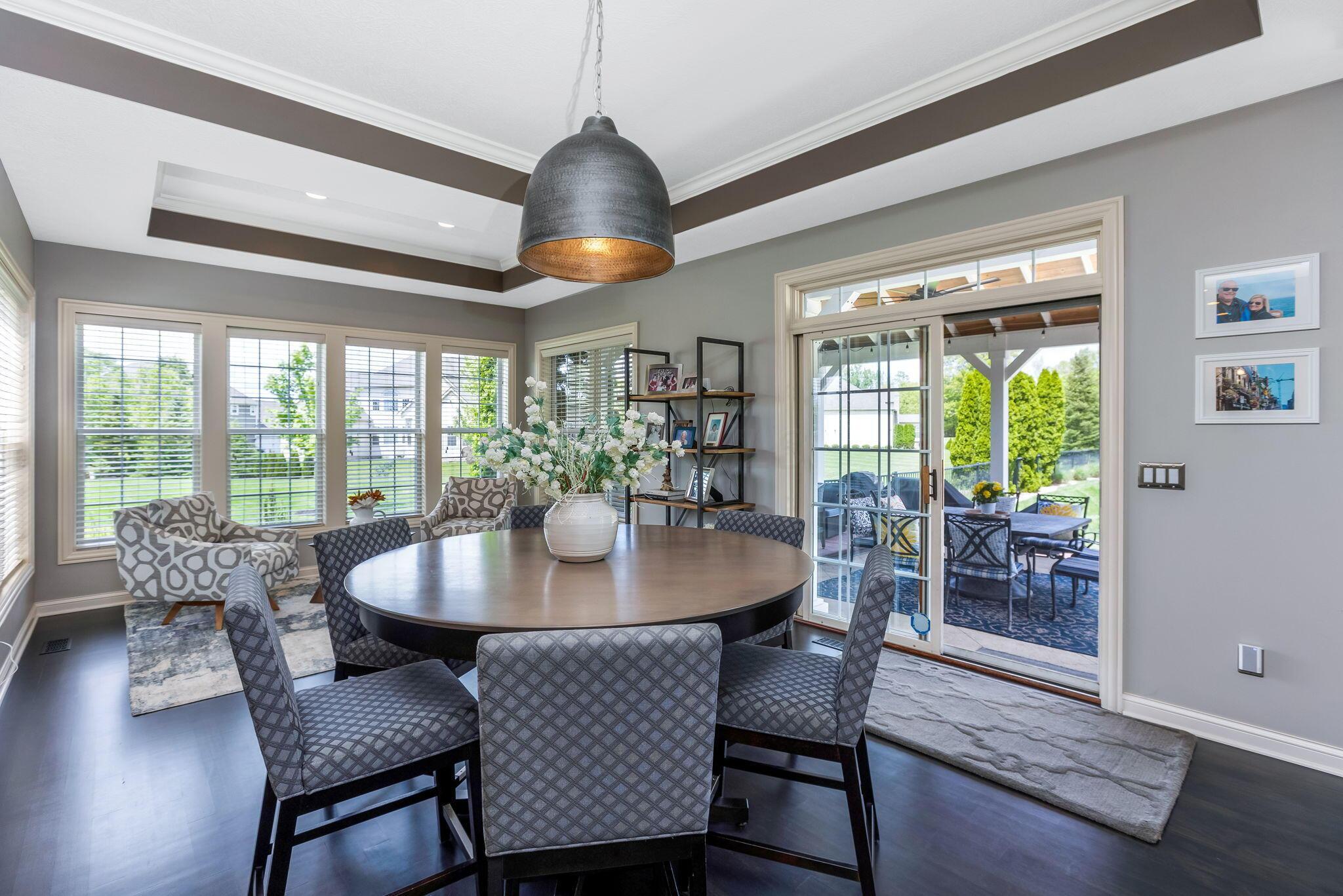 Dublin, Ohio 43016, United States, 4 Bedrooms Bedrooms, ,5 BathroomsBathrooms,Residential,Contingent,135306