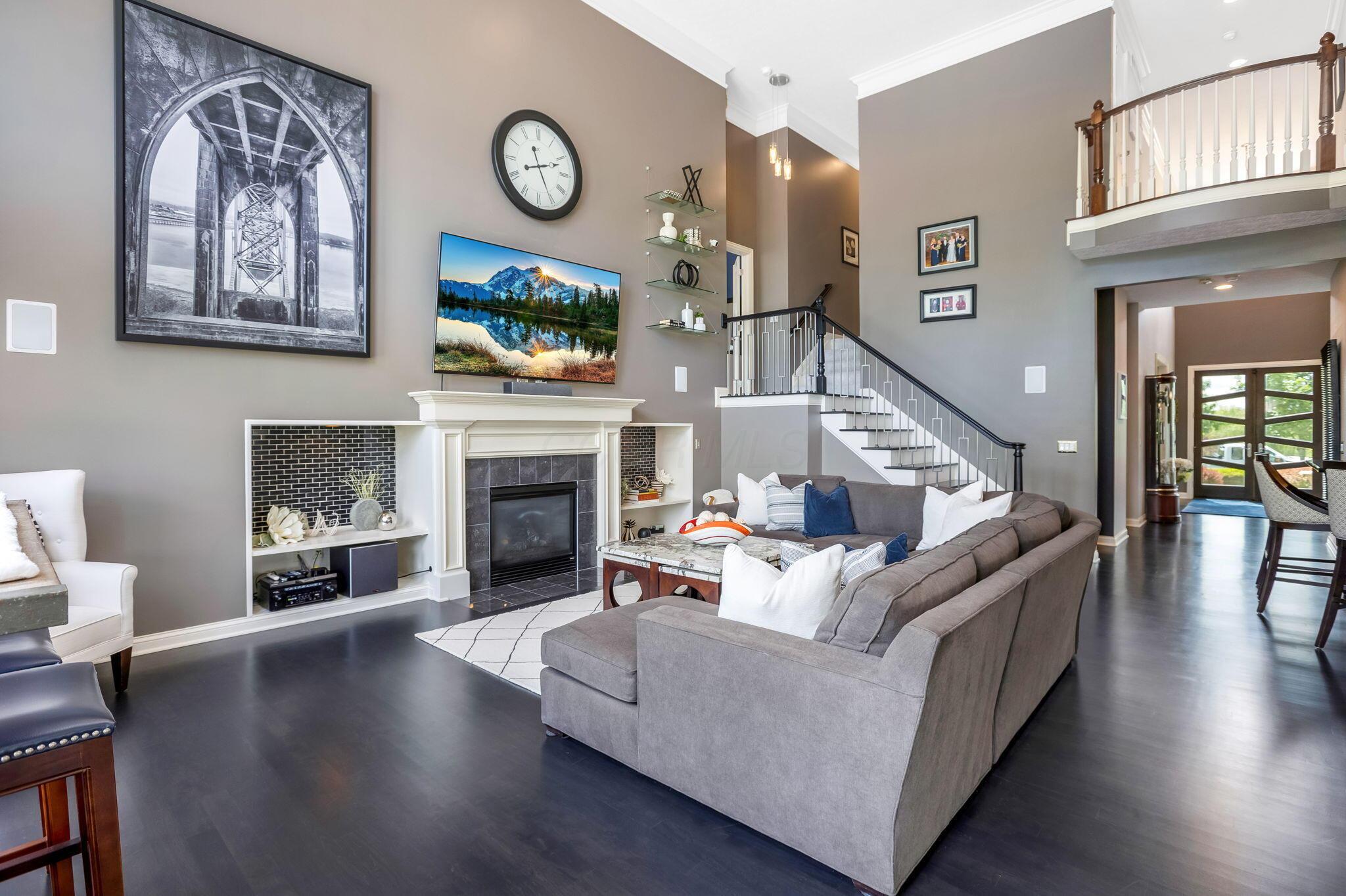 Dublin, Ohio 43016, United States, 4 Bedrooms Bedrooms, ,5 BathroomsBathrooms,Residential,Contingent,135306