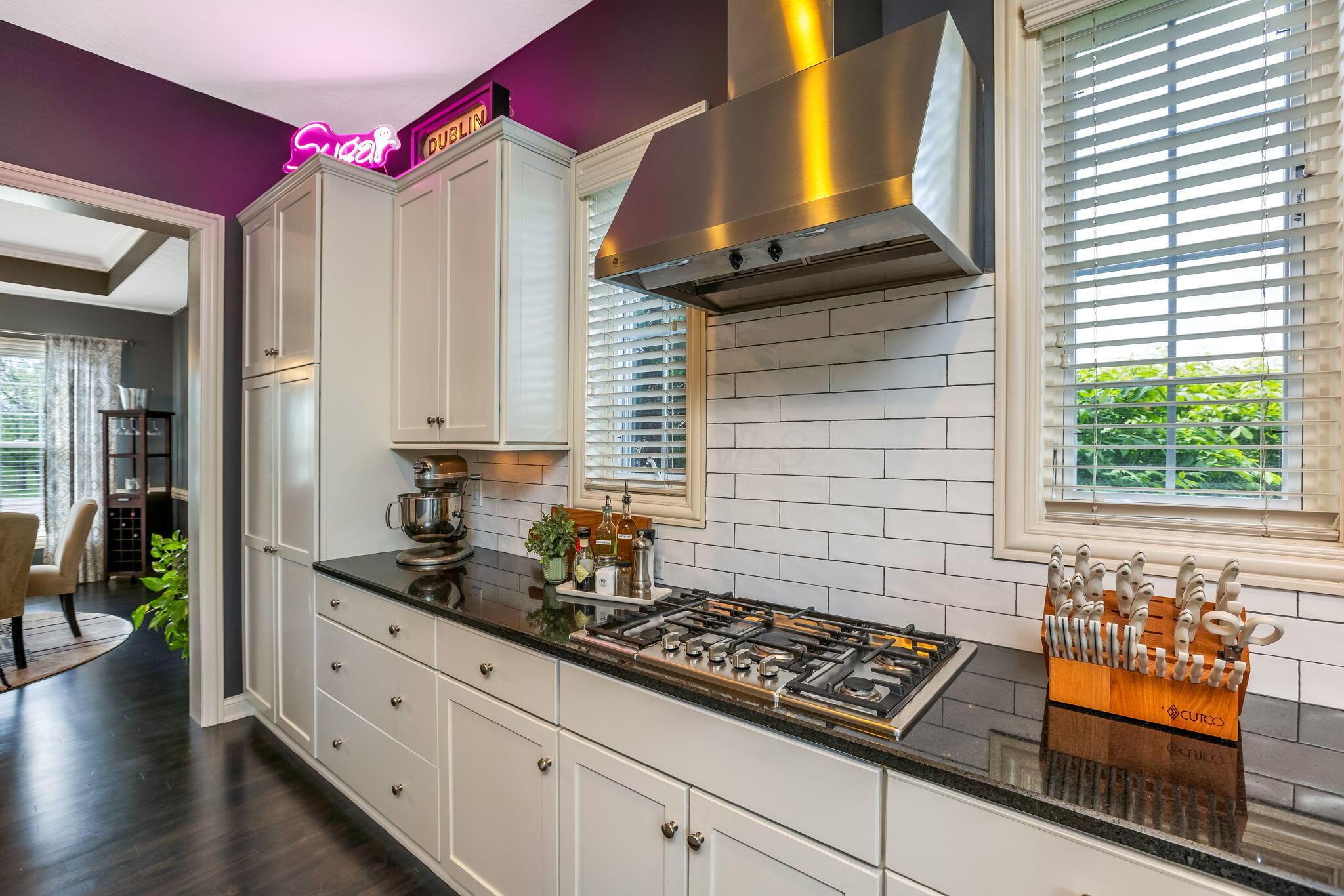 Dublin, Ohio 43016, United States, 4 Bedrooms Bedrooms, ,5 BathroomsBathrooms,Residential,Contingent,135306