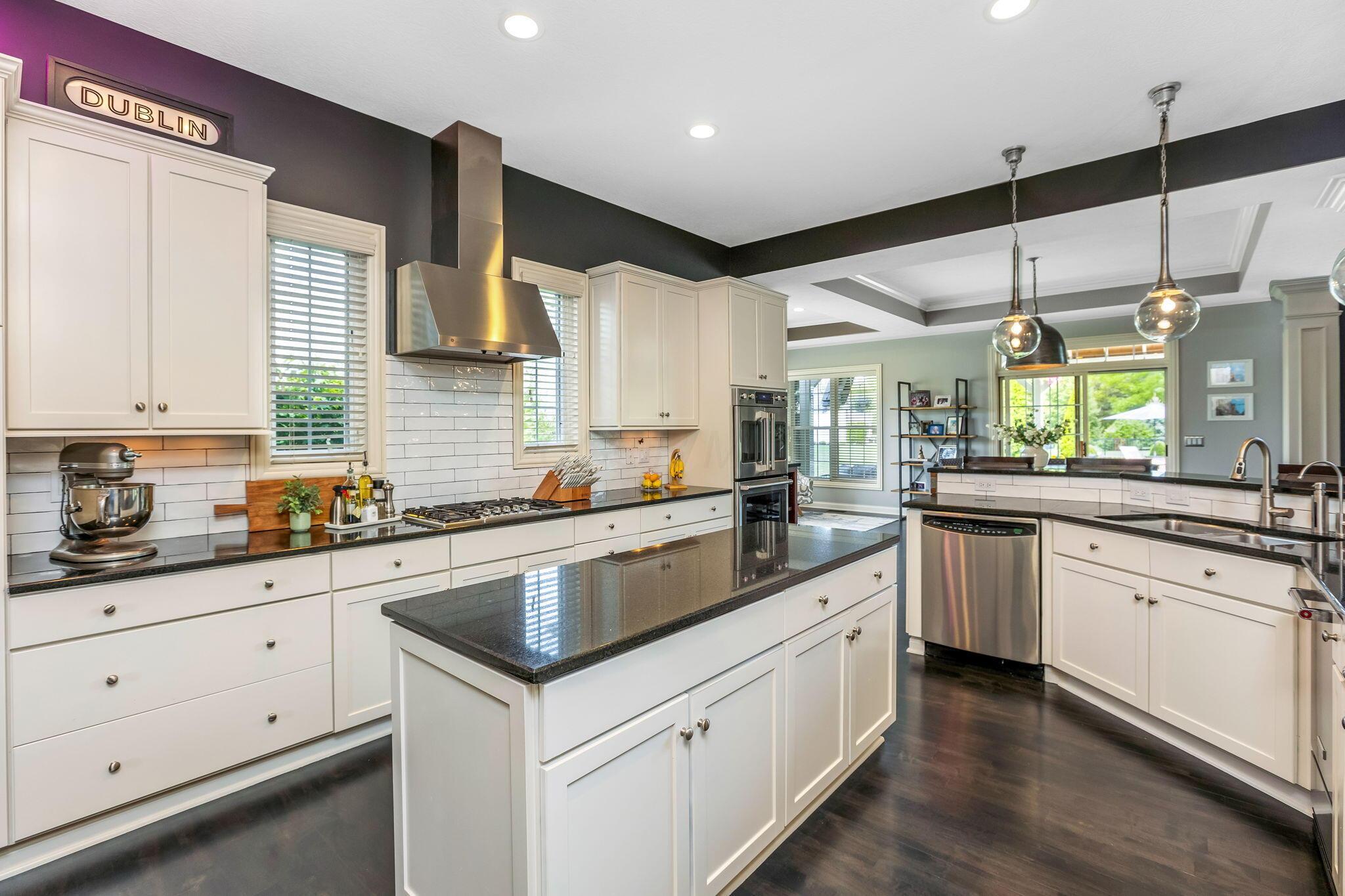 Dublin, Ohio 43016, United States, 4 Bedrooms Bedrooms, ,5 BathroomsBathrooms,Residential,Contingent,135306