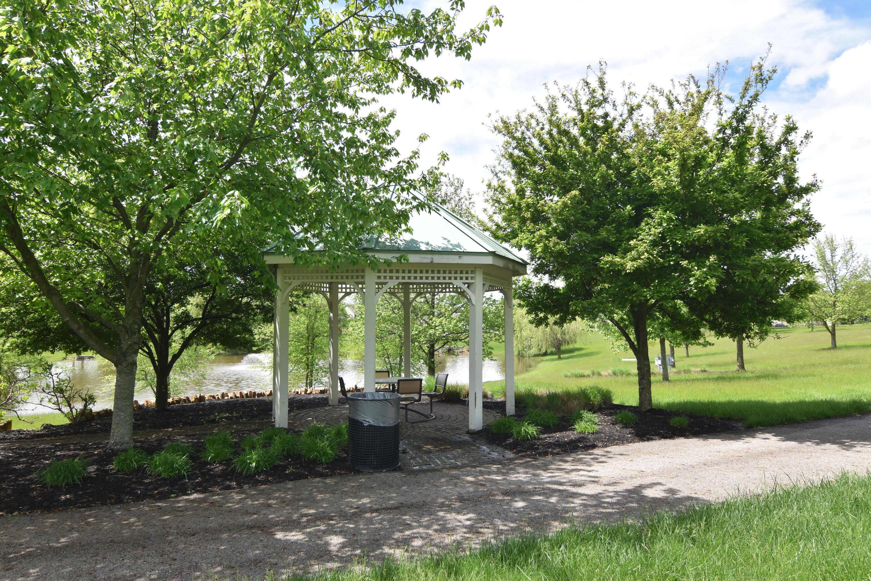 Dublin, Ohio 43016, United States, 4 Bedrooms Bedrooms, ,5 BathroomsBathrooms,Residential,Contingent,135306