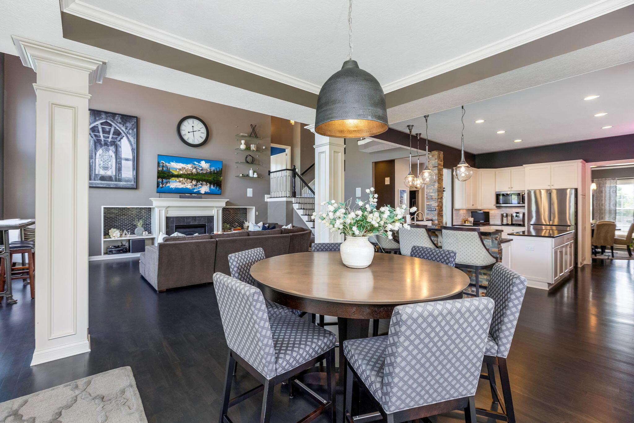 Dublin, Ohio 43016, United States, 4 Bedrooms Bedrooms, ,5 BathroomsBathrooms,Residential,Contingent,135306