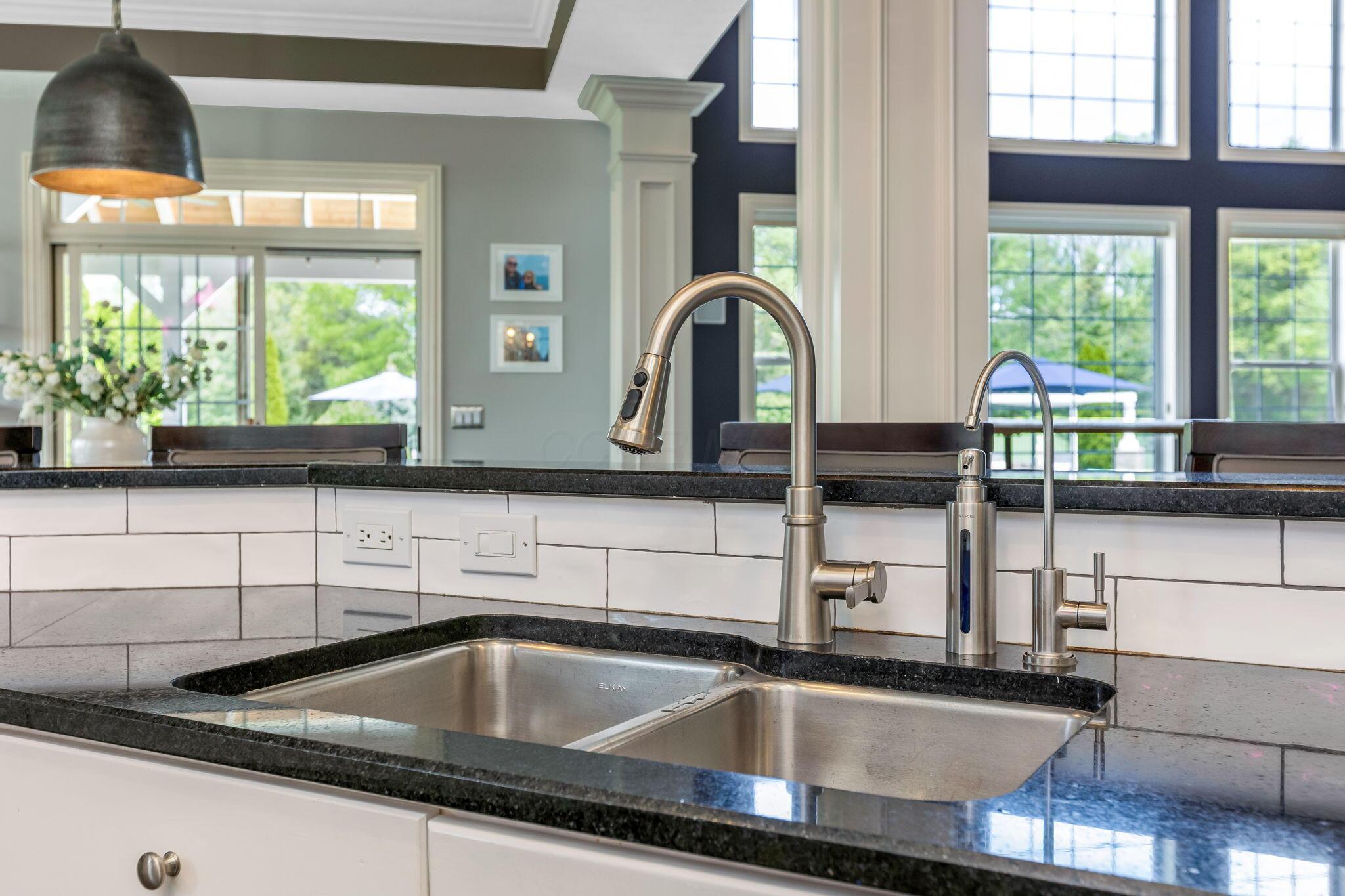 Dublin, Ohio 43016, United States, 4 Bedrooms Bedrooms, ,5 BathroomsBathrooms,Residential,Contingent,135306