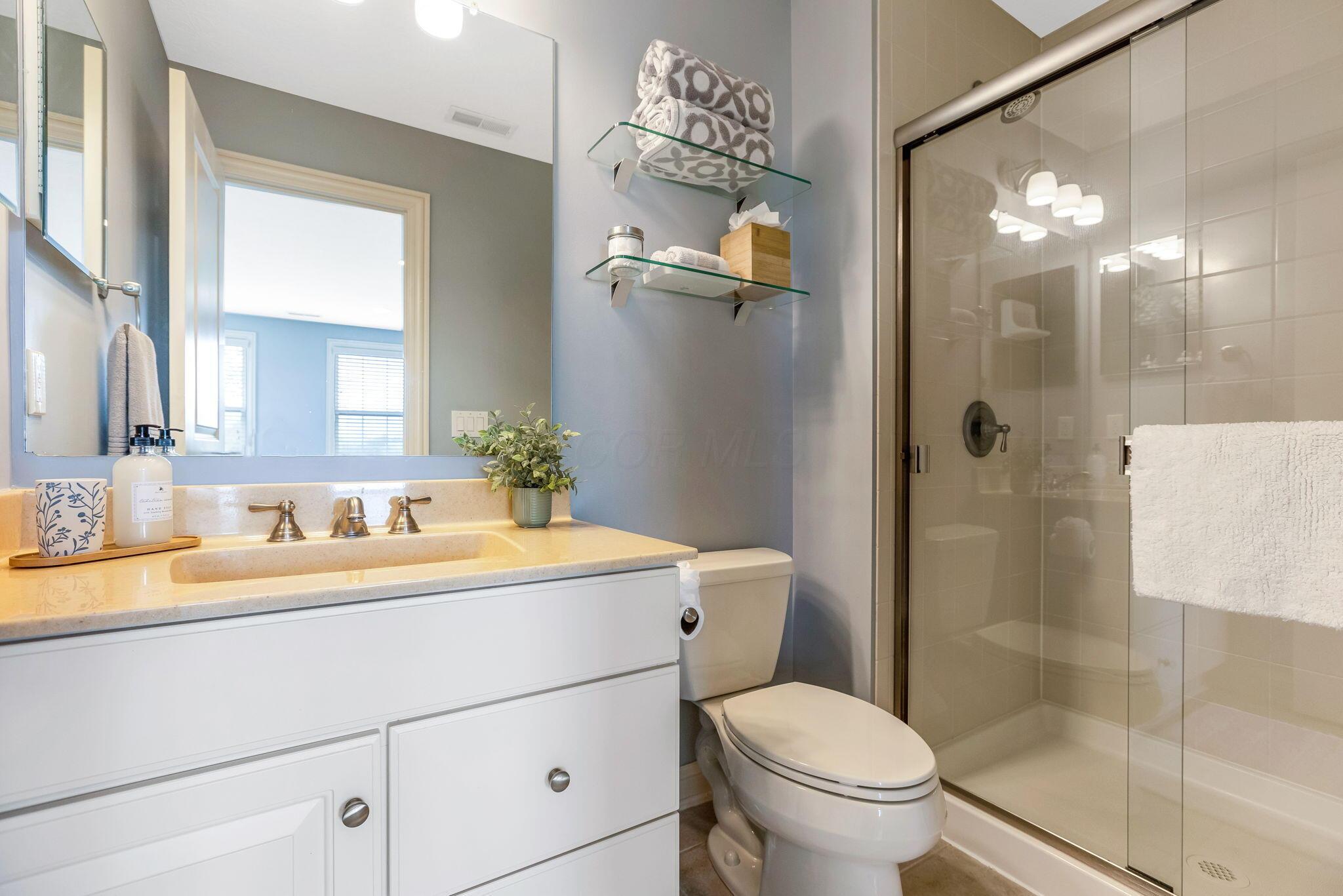 Dublin, Ohio 43016, United States, 4 Bedrooms Bedrooms, ,5 BathroomsBathrooms,Residential,Contingent,135306