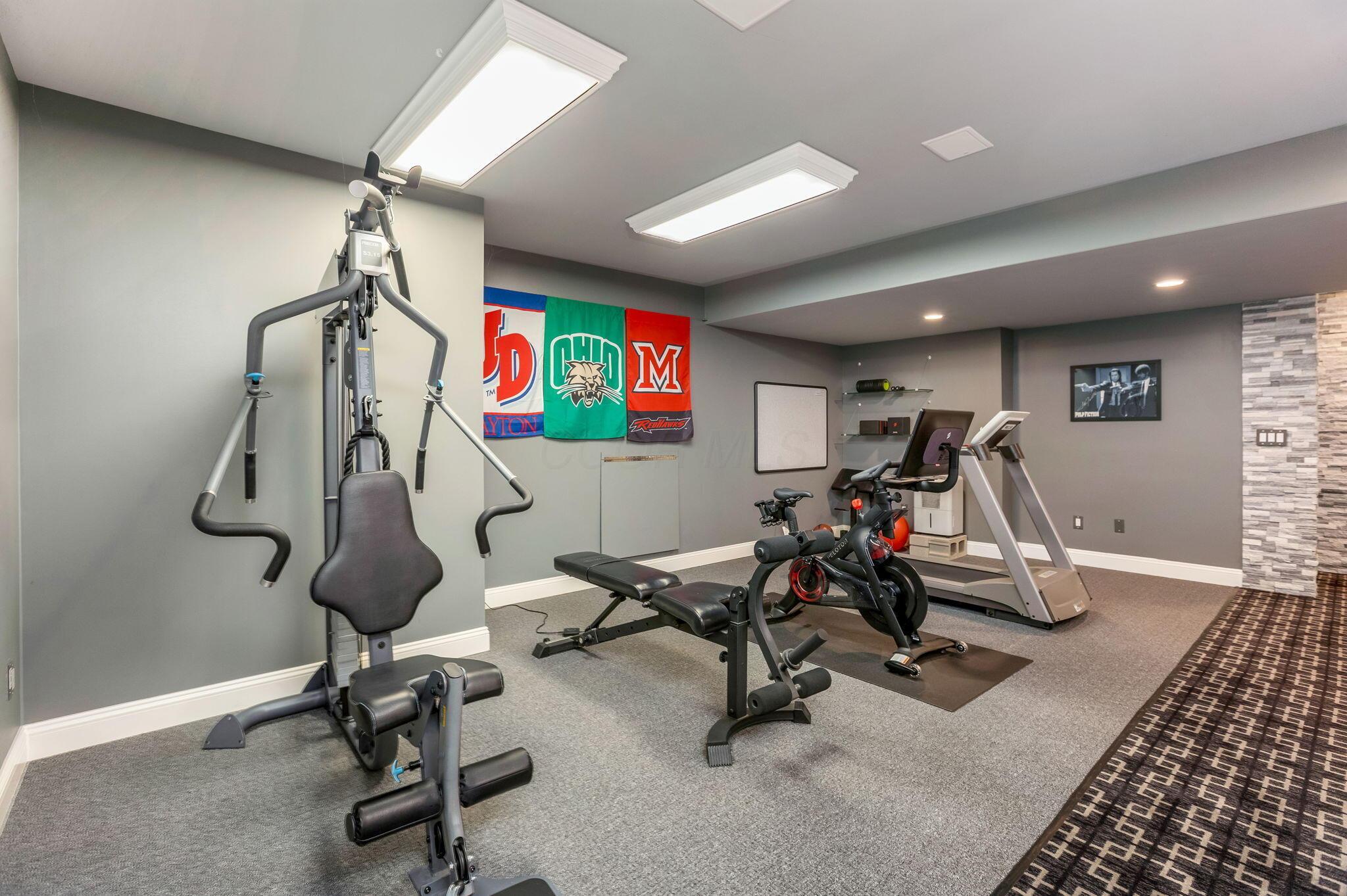 Dublin, Ohio 43016, United States, 4 Bedrooms Bedrooms, ,5 BathroomsBathrooms,Residential,Contingent,135306