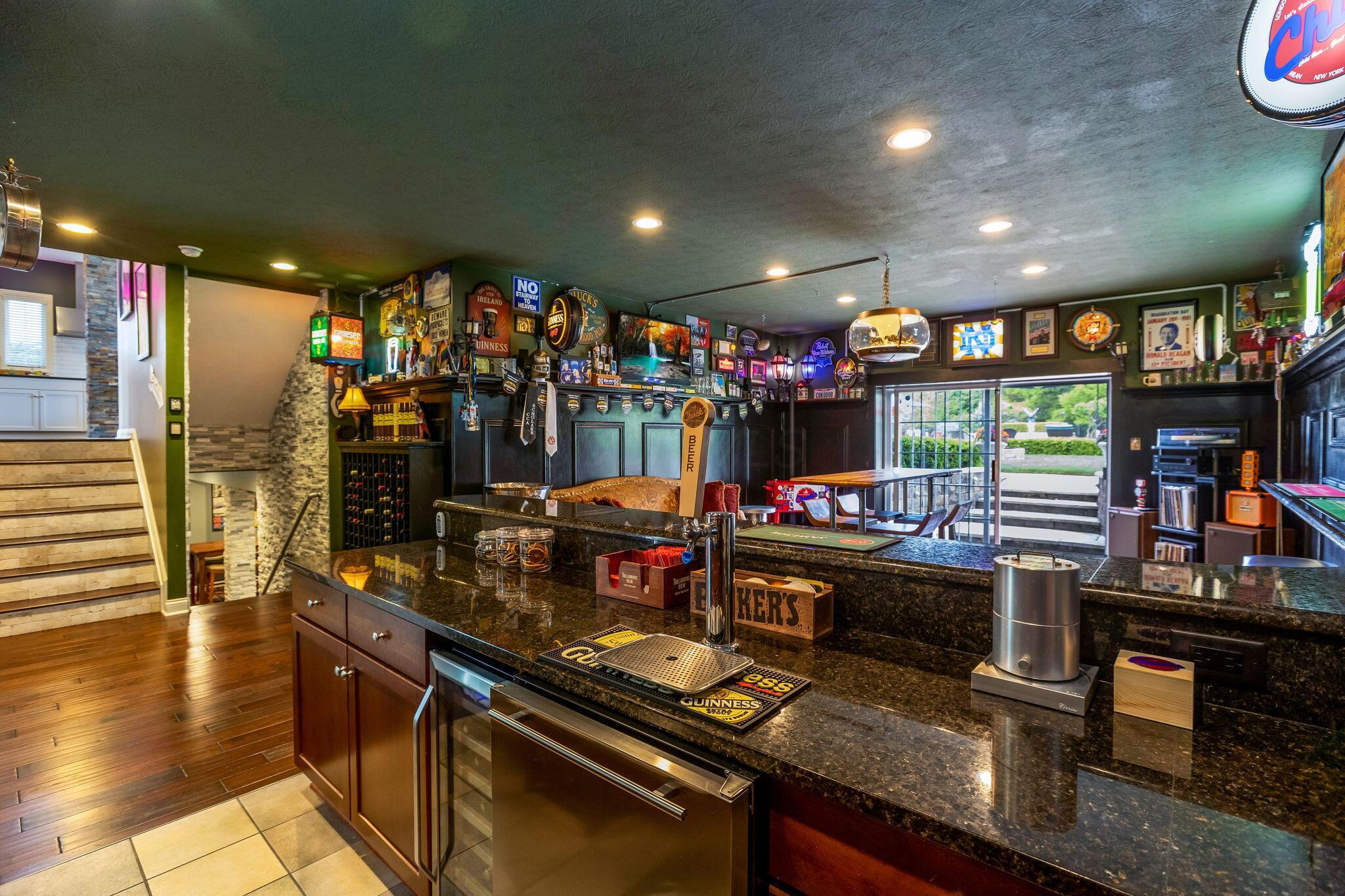 Dublin, Ohio 43016, United States, 4 Bedrooms Bedrooms, ,5 BathroomsBathrooms,Residential,Contingent,135306