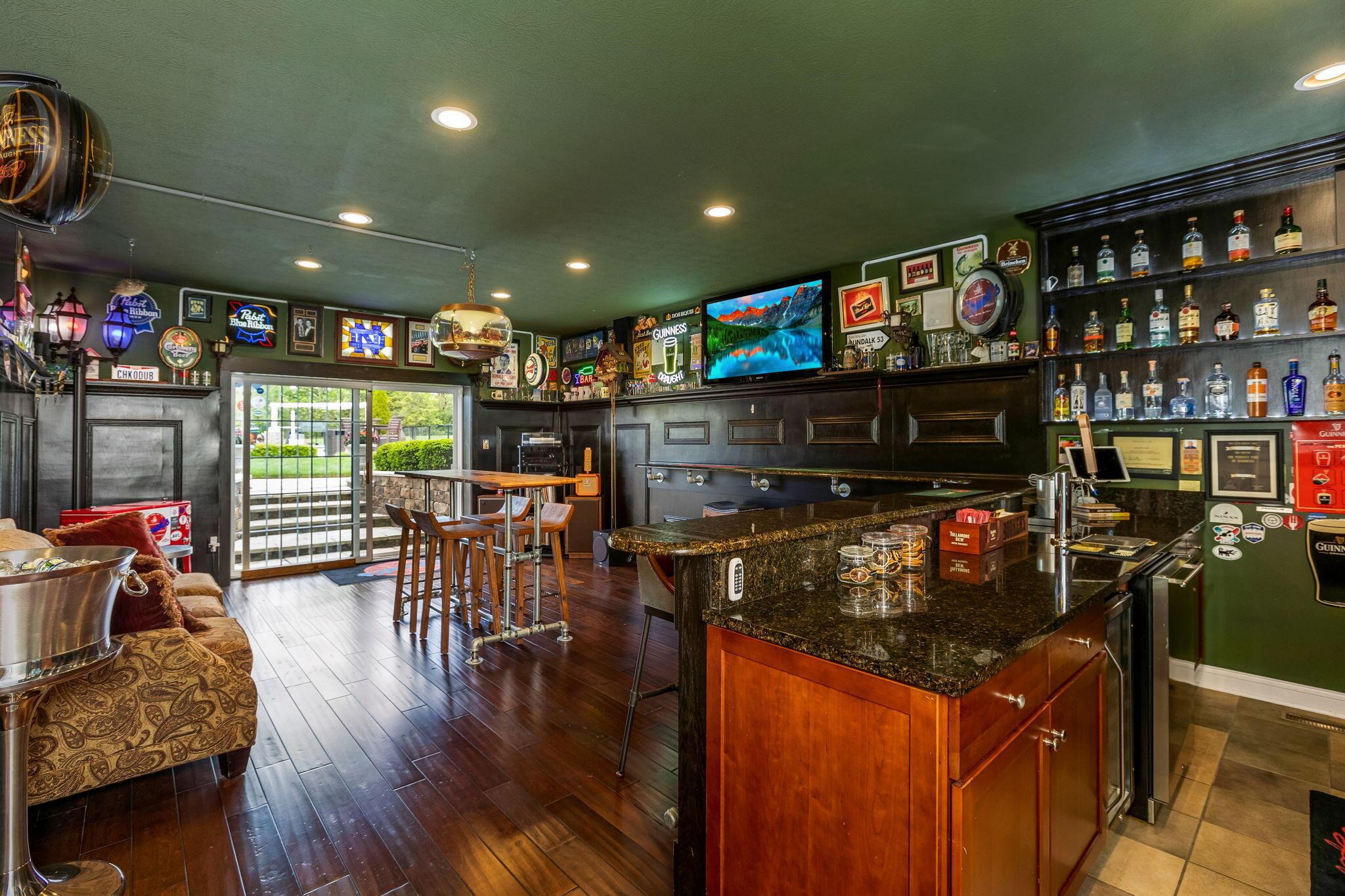 Dublin, Ohio 43016, United States, 4 Bedrooms Bedrooms, ,5 BathroomsBathrooms,Residential,Contingent,135306