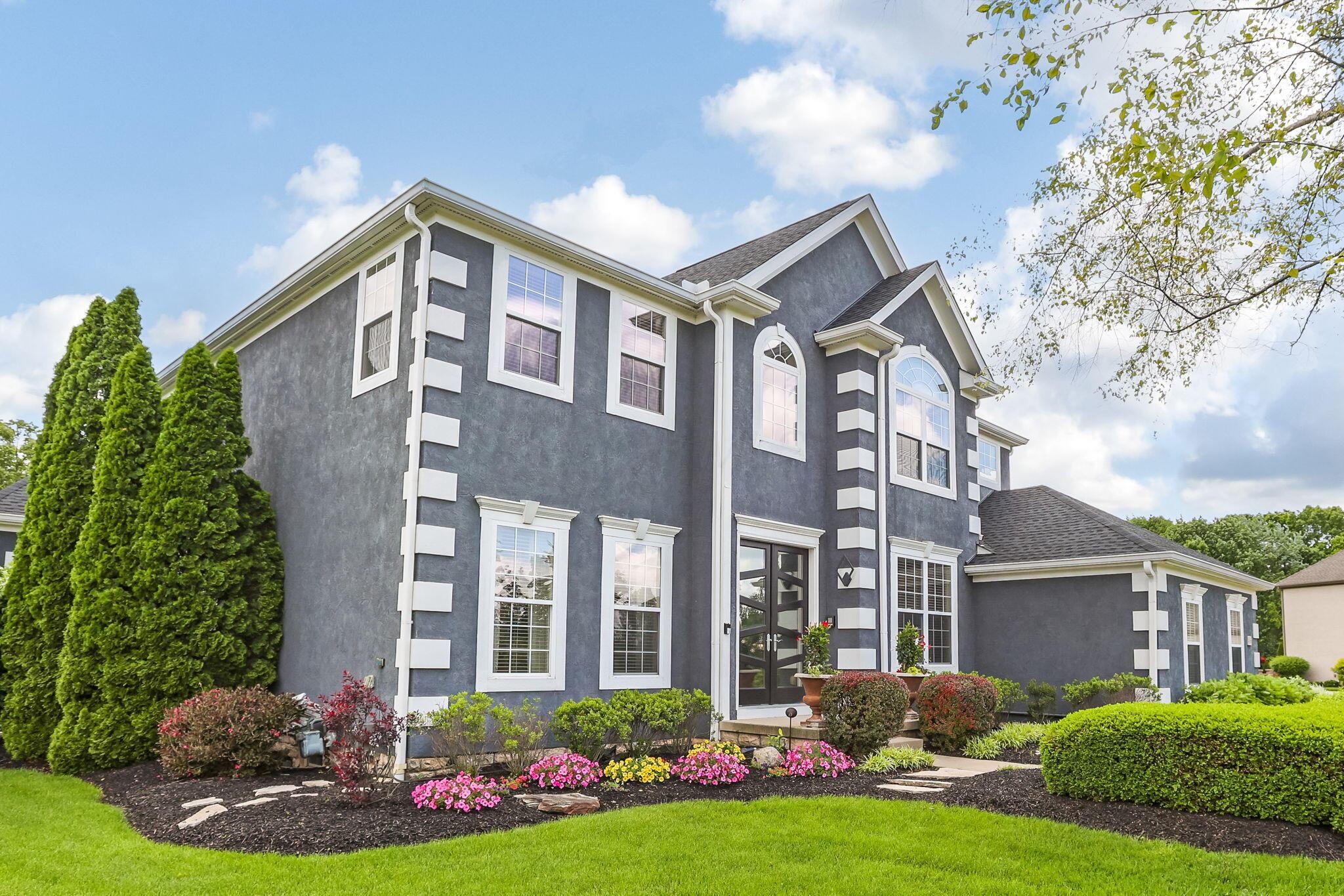 Dublin, Ohio 43016, United States, 4 Bedrooms Bedrooms, ,5 BathroomsBathrooms,Residential,Contingent,135306