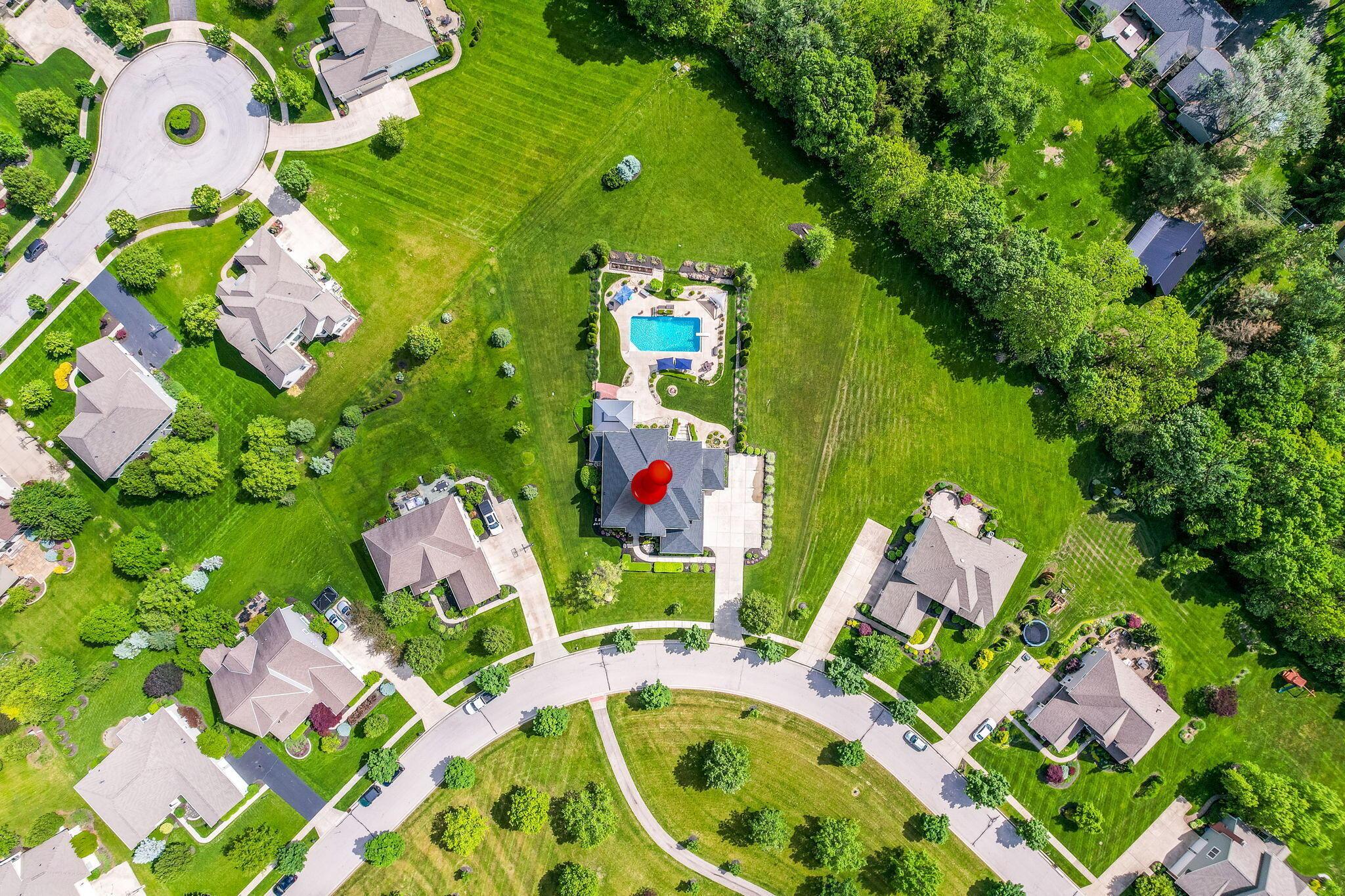 Dublin, Ohio 43016, United States, 4 Bedrooms Bedrooms, ,5 BathroomsBathrooms,Residential,Contingent,135306