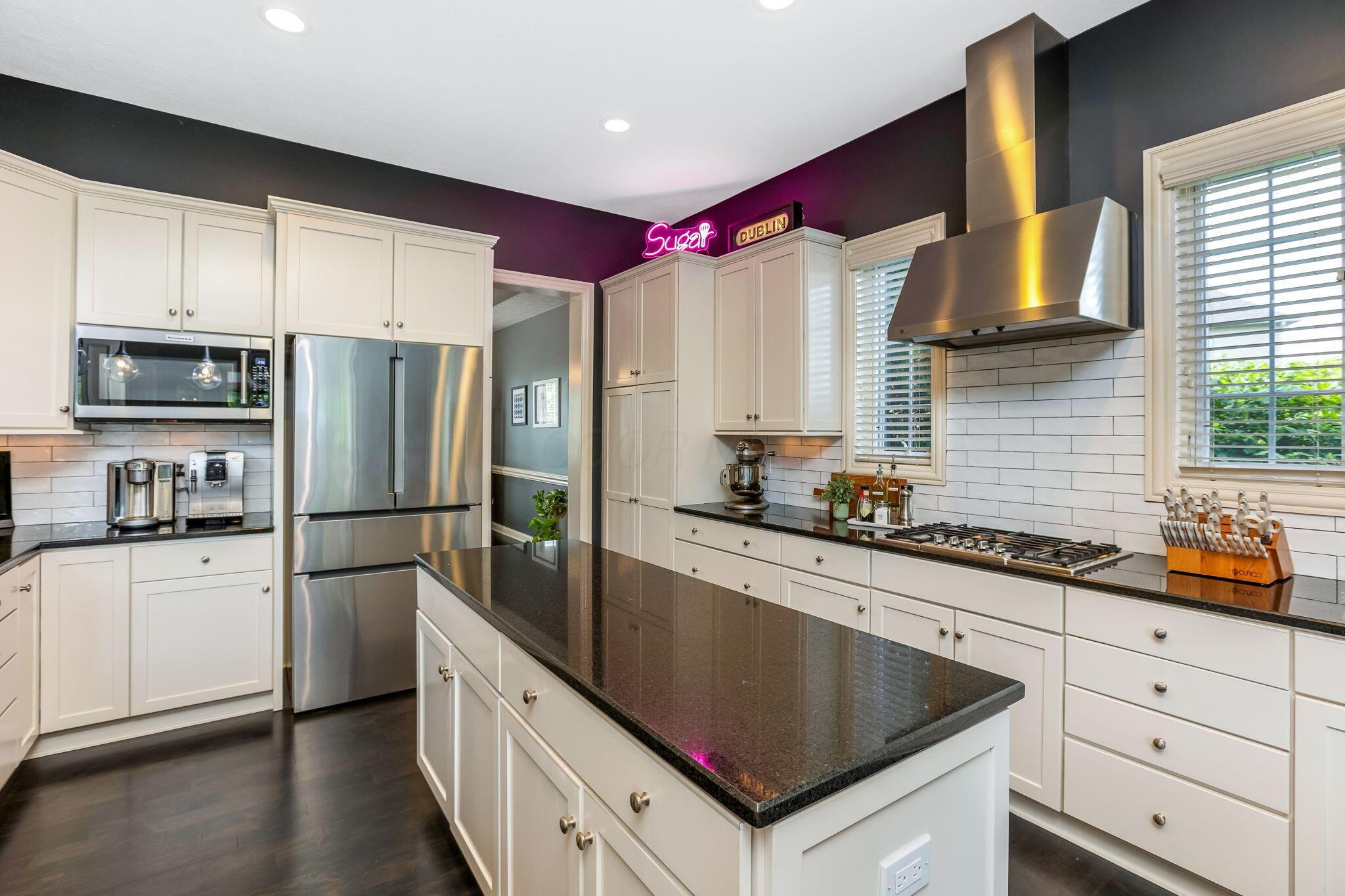 Dublin, Ohio 43016, United States, 4 Bedrooms Bedrooms, ,5 BathroomsBathrooms,Residential,Contingent,135306