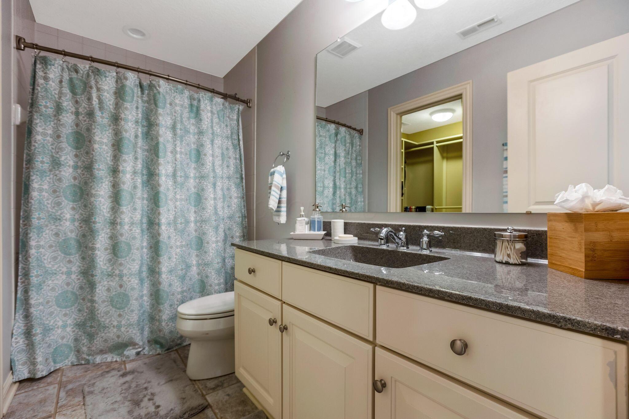 Dublin, Ohio 43016, United States, 4 Bedrooms Bedrooms, ,5 BathroomsBathrooms,Residential,Contingent,135306