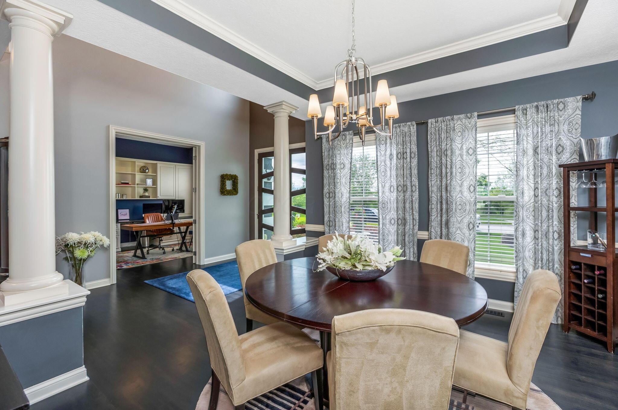 Dublin, Ohio 43016, United States, 4 Bedrooms Bedrooms, ,5 BathroomsBathrooms,Residential,Contingent,135306