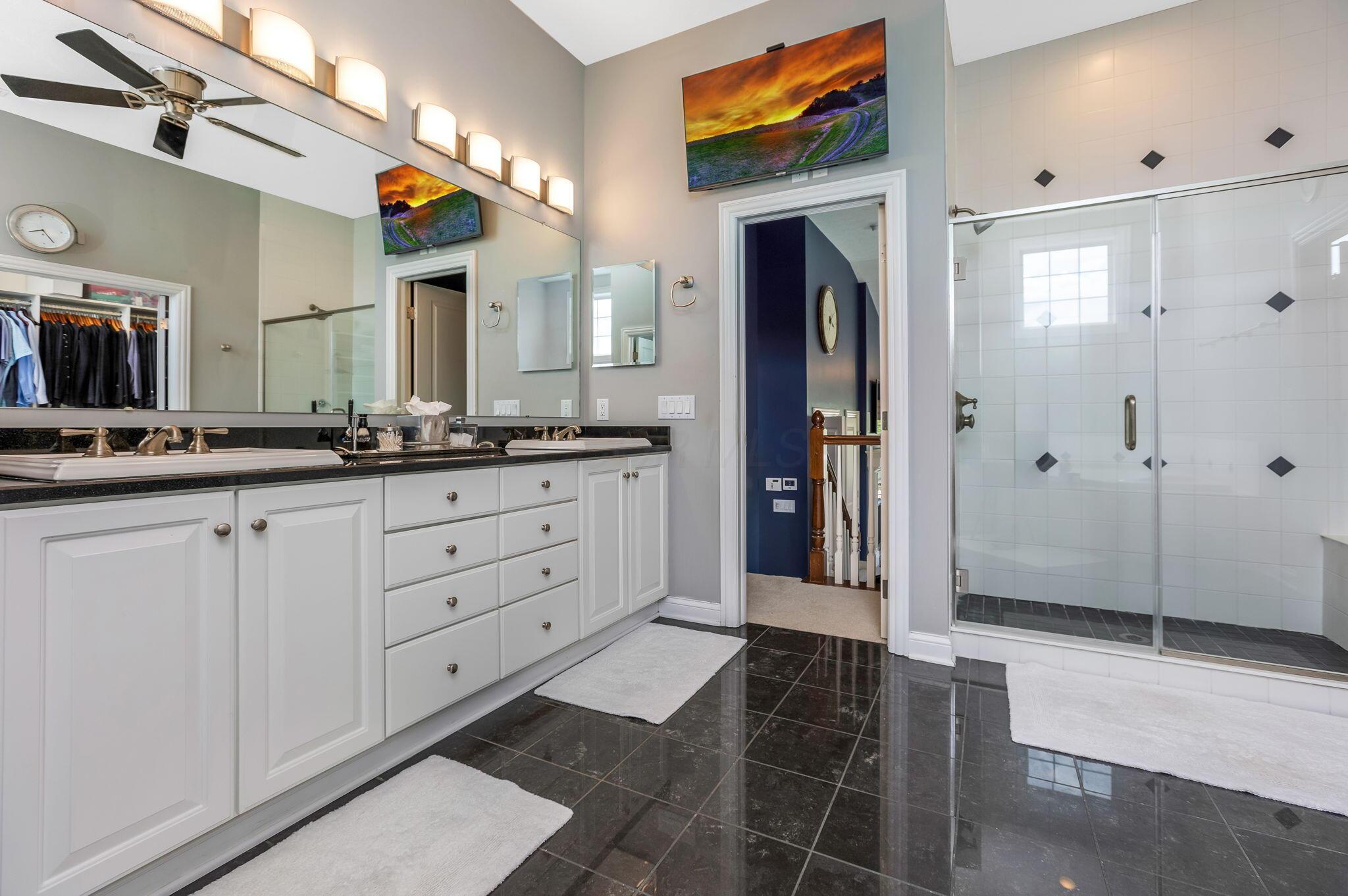 Dublin, Ohio 43016, United States, 4 Bedrooms Bedrooms, ,5 BathroomsBathrooms,Residential,Contingent,135306