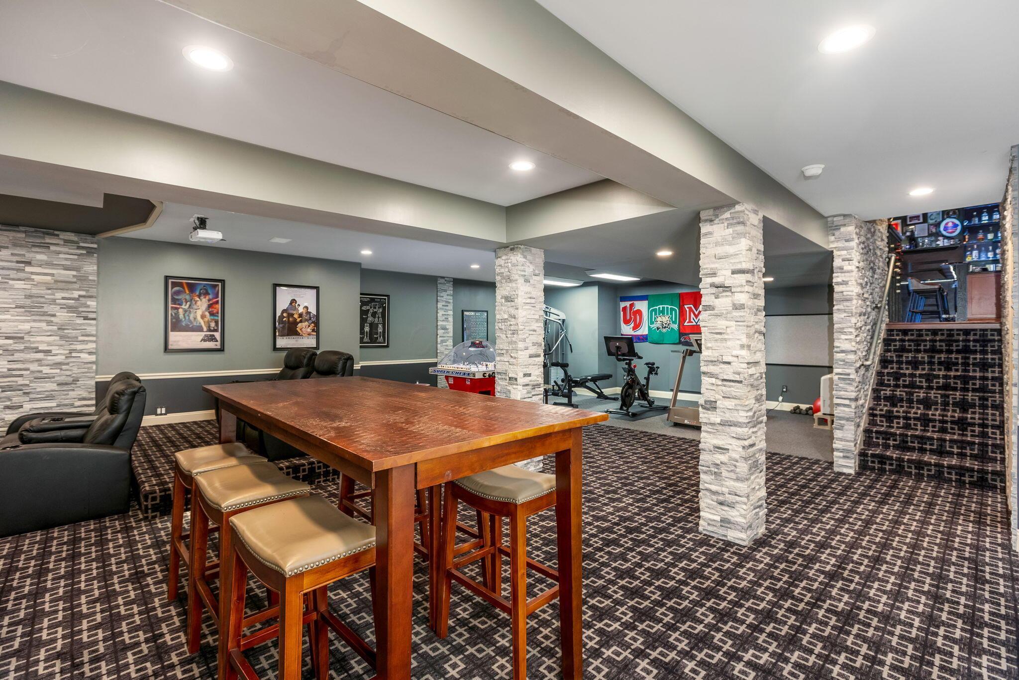 Dublin, Ohio 43016, United States, 4 Bedrooms Bedrooms, ,5 BathroomsBathrooms,Residential,Contingent,135306