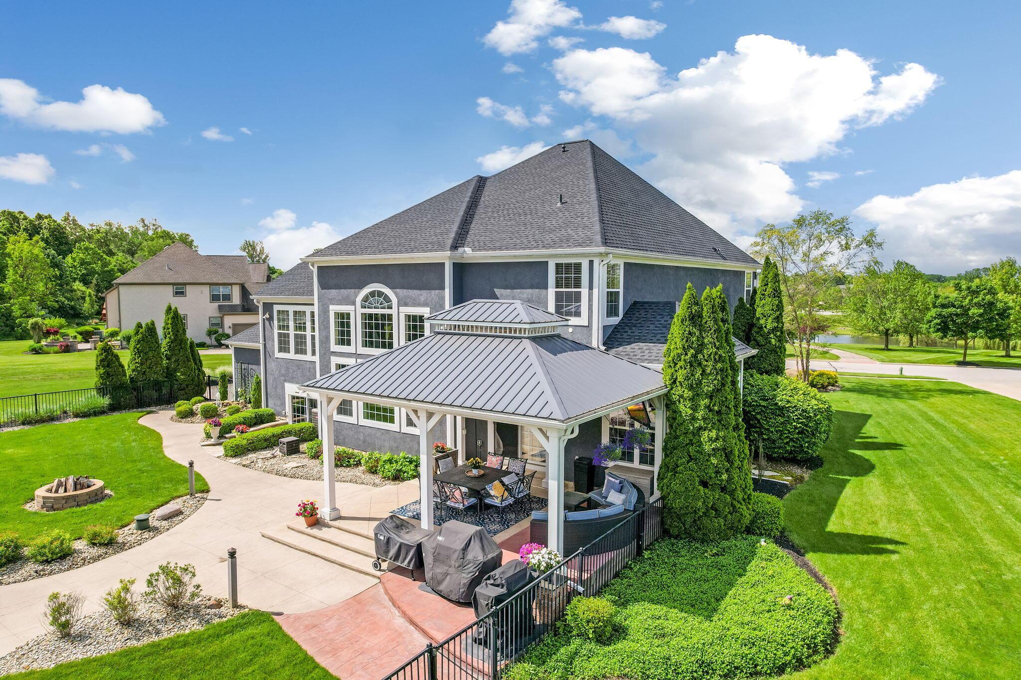 Dublin, Ohio 43016, United States, 4 Bedrooms Bedrooms, ,5 BathroomsBathrooms,Residential,Contingent,135306