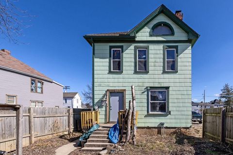 Photo of 44 Brehl Avenue, Columbus, OH 43222 (MLS # 226005454)