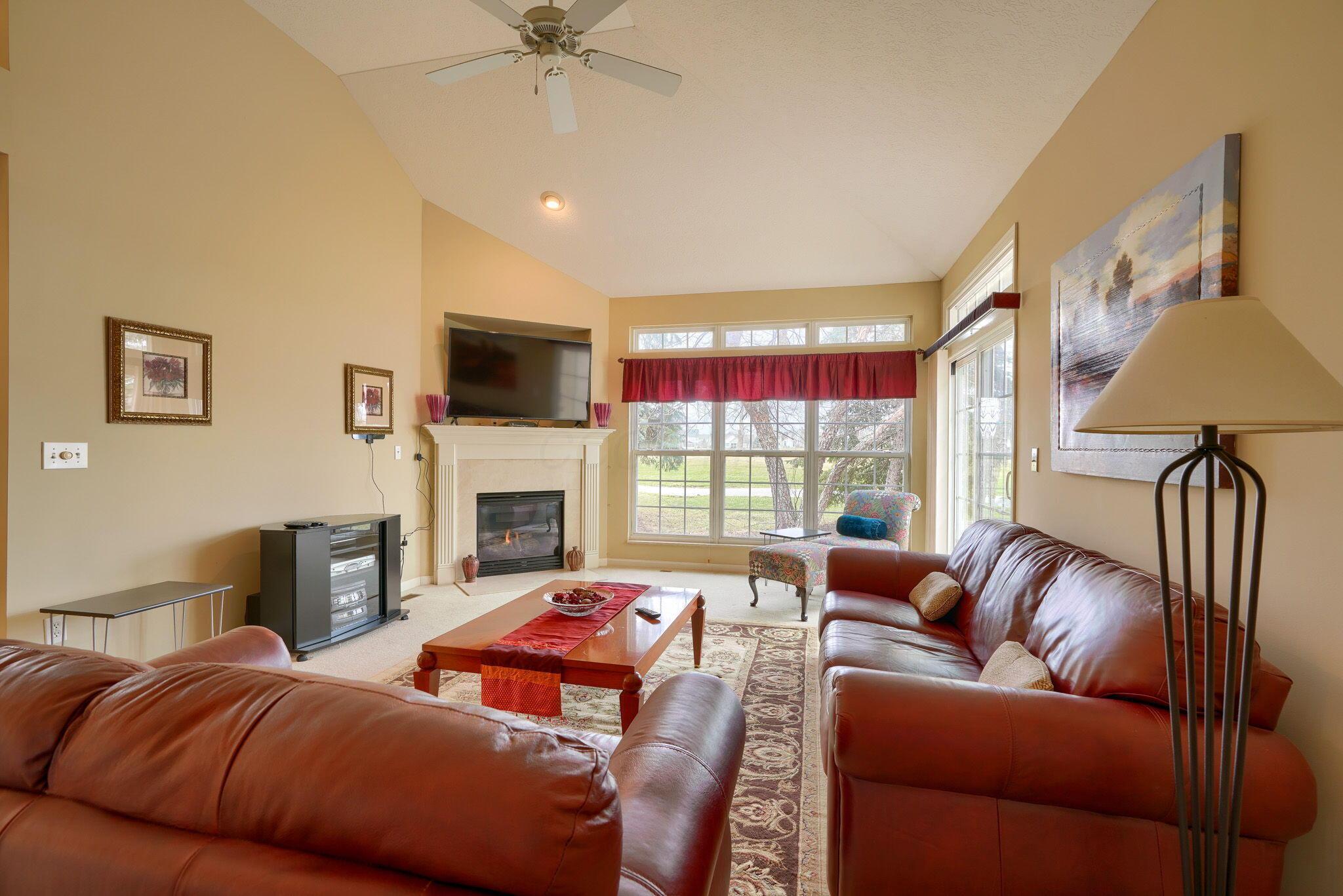 7450 Deer Valley Crossing, Powell, Ohio image 20