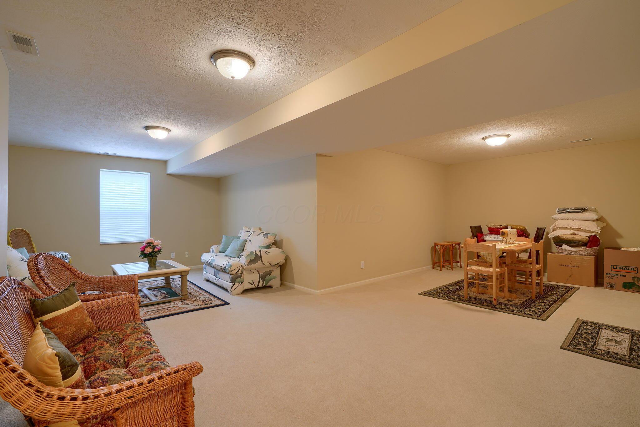 7450 Deer Valley Crossing, Powell, Ohio image 39