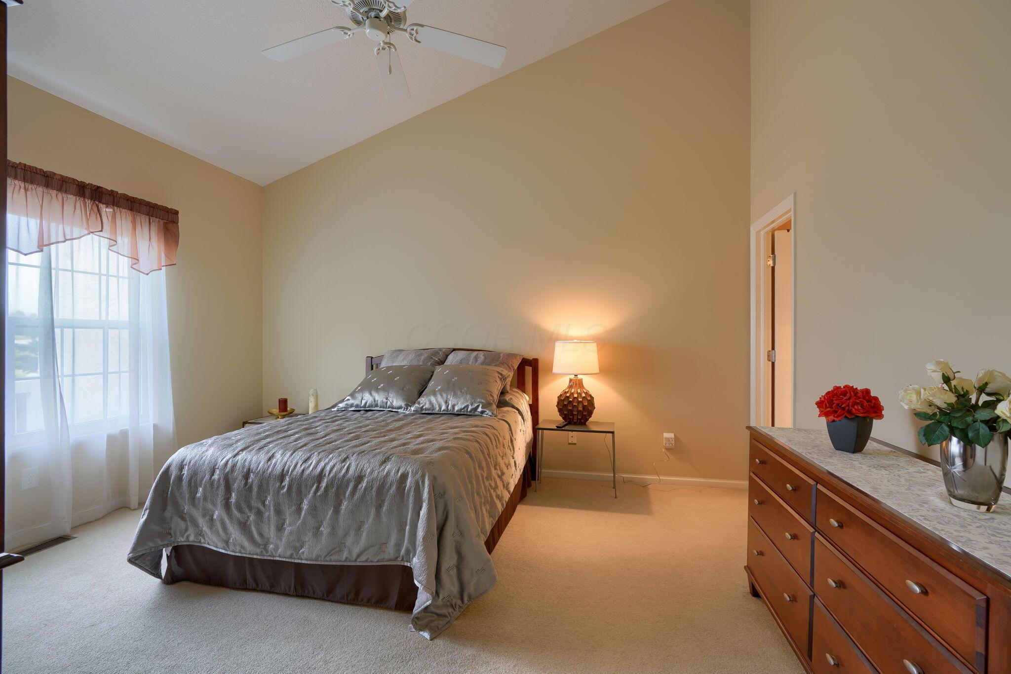 7450 Deer Valley Crossing, Powell, Ohio image 30