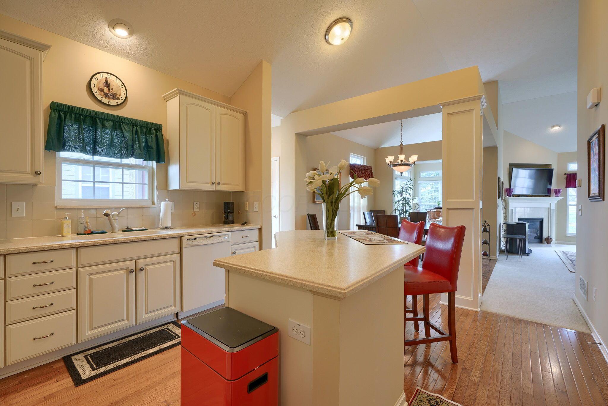 7450 Deer Valley Crossing, Powell, Ohio image 15