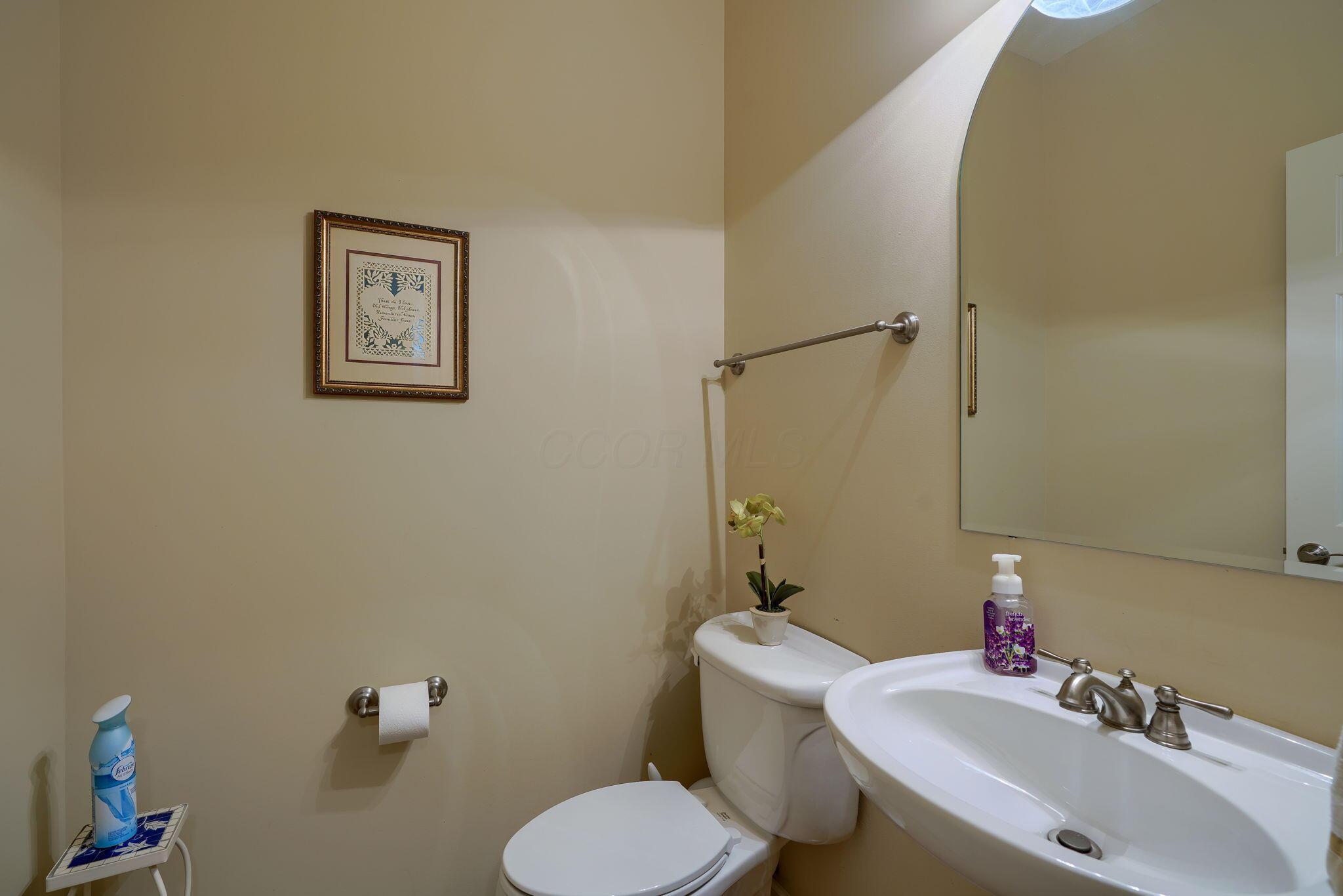 7450 Deer Valley Crossing, Powell, Ohio image 36