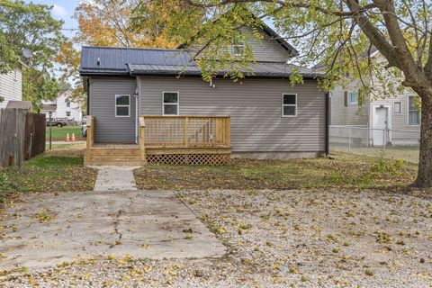 Tiny photo for 579 Henry Street, Marion, OH 43302 (MLS # 225040258)