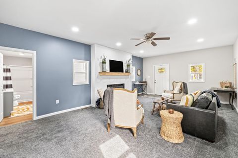 Tiny photo for 579 Henry Street, Marion, OH 43302 (MLS # 225040258)
