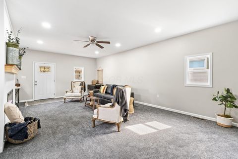 Tiny photo for 579 Henry Street, Marion, OH 43302 (MLS # 225040258)