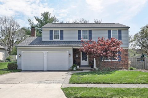 Photo of 3221 Saybrook Court, Dublin, OH 43017 (MLS # 226012149)