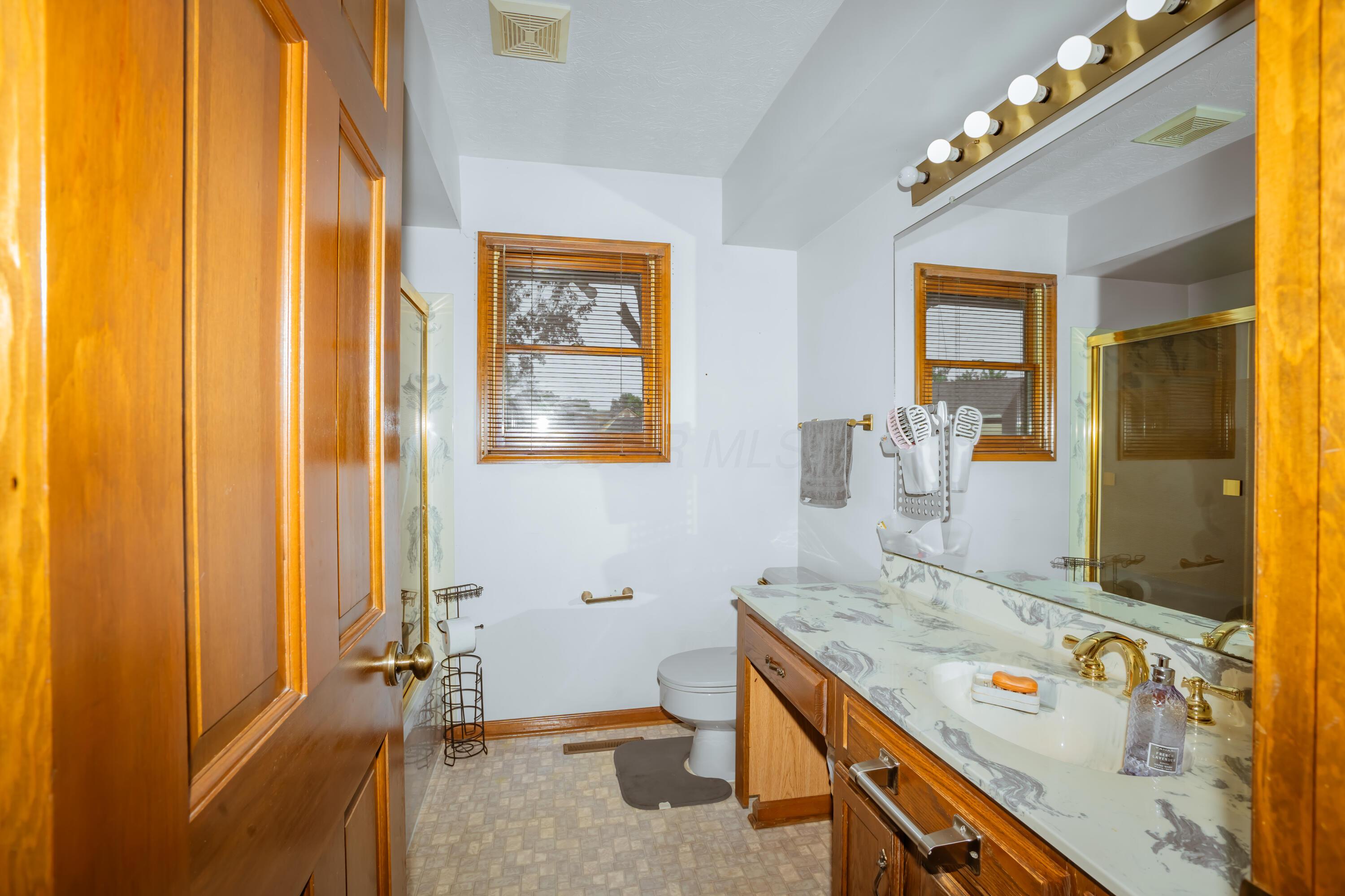 622 Brice Road, Reynoldsburg, Ohio image 21