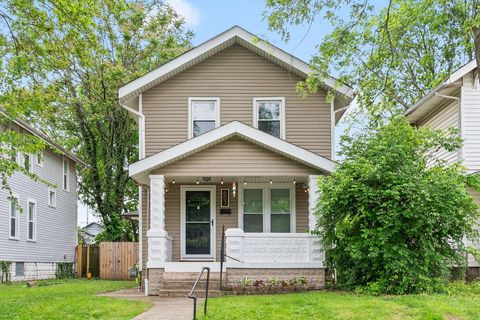 Photo of 657 Southwood Avenue, Columbus, OH 43207 (MLS # 226016612)